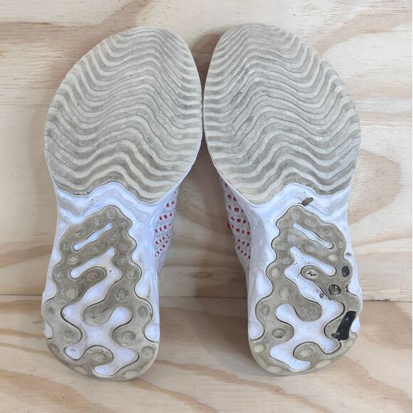 Nike -React Phantom Run Flyknit 2 -Running -White/Red -Women's -7.5 - DH0130-600 - Picture 8 of 9